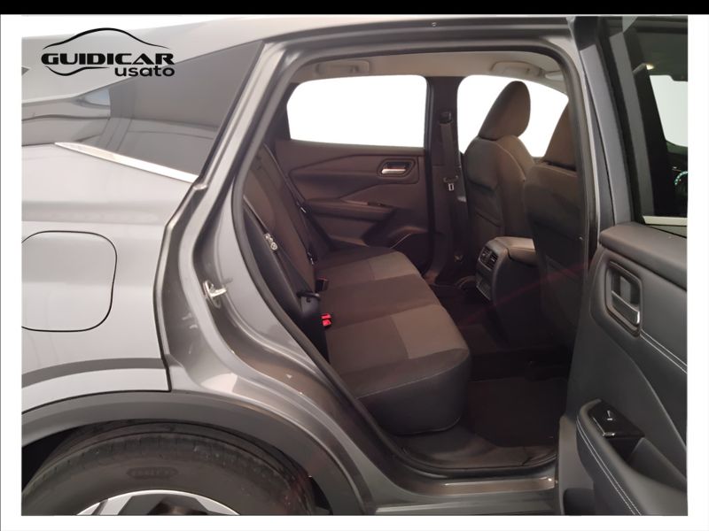 GuidiCar - NISSAN Qashqai 2021 Qashqai 1.3 mild hybrid N-Connecta 2wd 140cv Usato