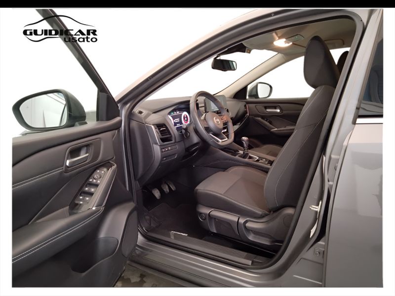 GuidiCar - NISSAN Qashqai 2021 Qashqai 1.3 mild hybrid N-Connecta 2wd 140cv Usato