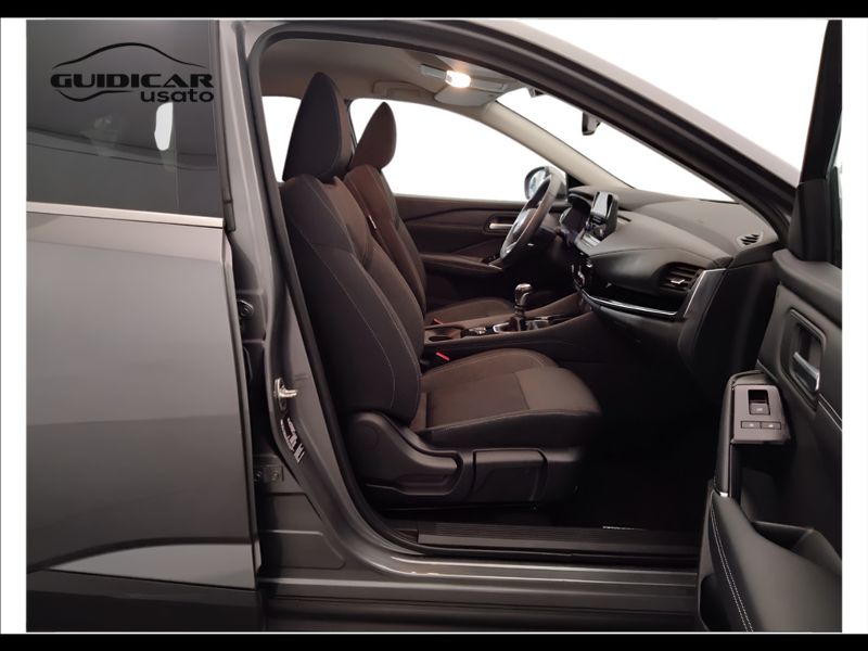 GuidiCar - NISSAN Qashqai 2021 Qashqai 1.3 mild hybrid N-Connecta 2wd 140cv Usato