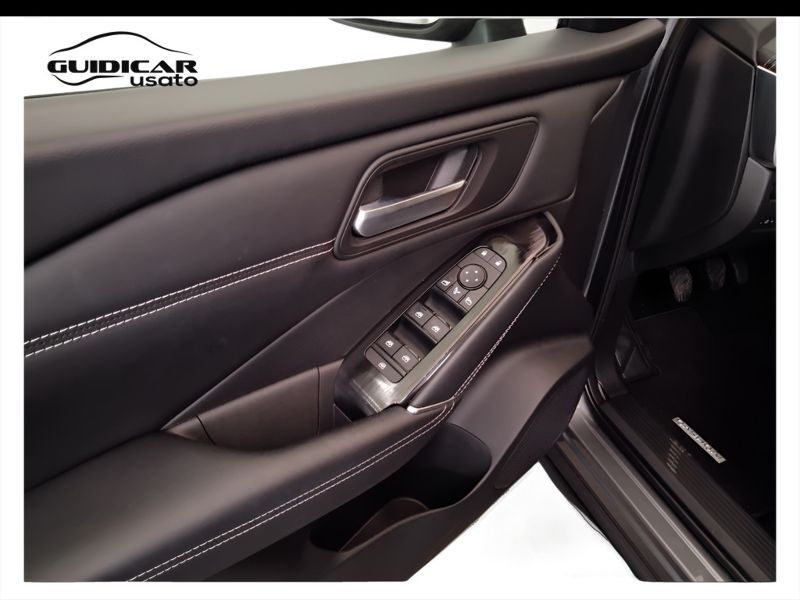 GuidiCar - NISSAN Qashqai 2021 Qashqai 1.3 mild hybrid N-Connecta 2wd 140cv Usato