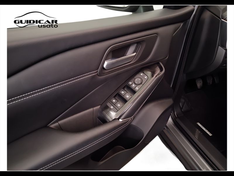 GuidiCar - NISSAN Qashqai 2021 Qashqai 1.3 mild hybrid N-Connecta 2wd 140cv Usato