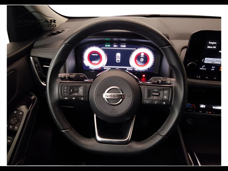 GuidiCar - NISSAN Qashqai 2021 Qashqai 1.3 mild hybrid N-Connecta 2wd 140cv Usato