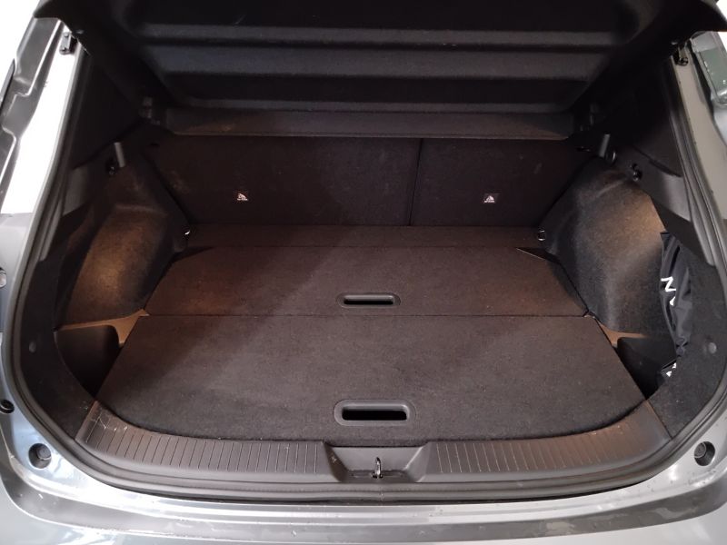 GuidiCar - NISSAN Qashqai 2021 Qashqai 1.3 mild hybrid N-Connecta 2wd 140cv Usato