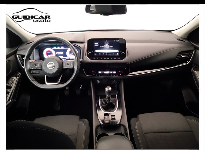 GuidiCar - NISSAN Qashqai 2021 Qashqai 1.3 mild hybrid N-Connecta 2wd 140cv Usato