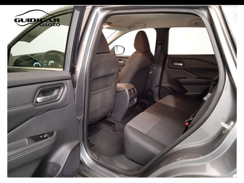 GuidiCar - NISSAN Qashqai 2021 Qashqai 1.3 mild hybrid N-Connecta 2wd 140cv Usato