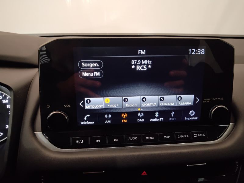 GuidiCar - NISSAN Qashqai 2022 Qashqai 1.3 mild hybrid N-Connecta 2wd 158cv xtronic Usato