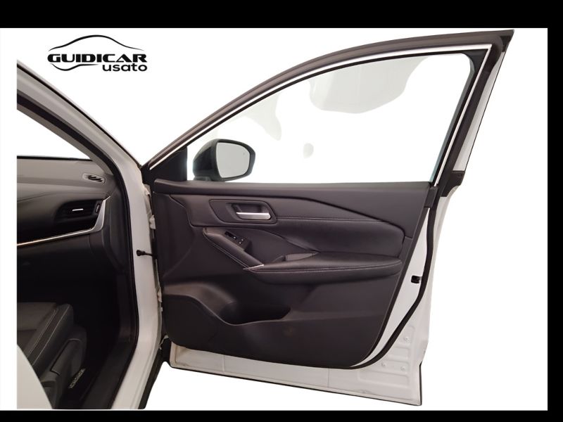 GuidiCar - NISSAN Qashqai 2022 Qashqai 1.3 mild hybrid N-Connecta 2wd 158cv xtronic Usato