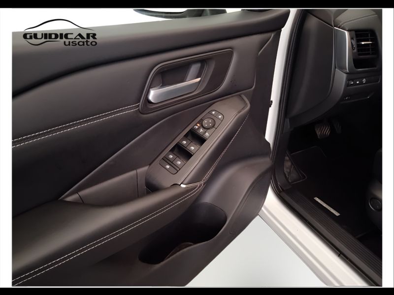 GuidiCar - NISSAN Qashqai 2022 Qashqai 1.3 mild hybrid N-Connecta 2wd 158cv xtronic Usato