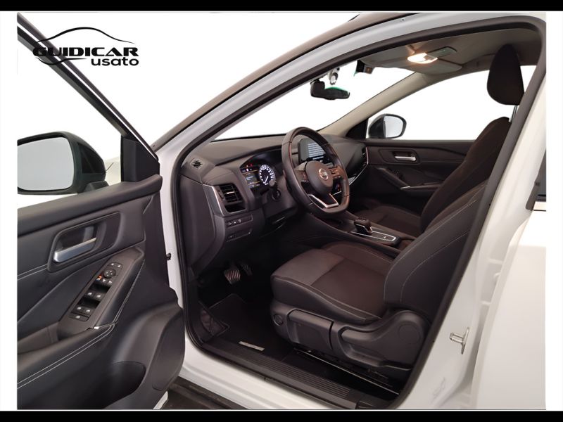 GuidiCar - NISSAN Qashqai 2022 Qashqai 1.3 mild hybrid N-Connecta 2wd 158cv xtronic Usato