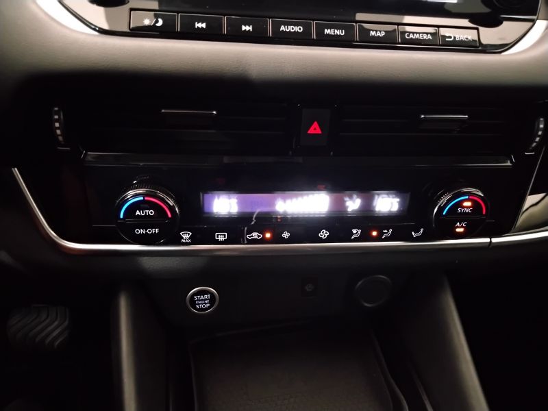 GuidiCar - NISSAN Qashqai 2022 Qashqai 1.3 mild hybrid N-Connecta 2wd 158cv xtronic Usato