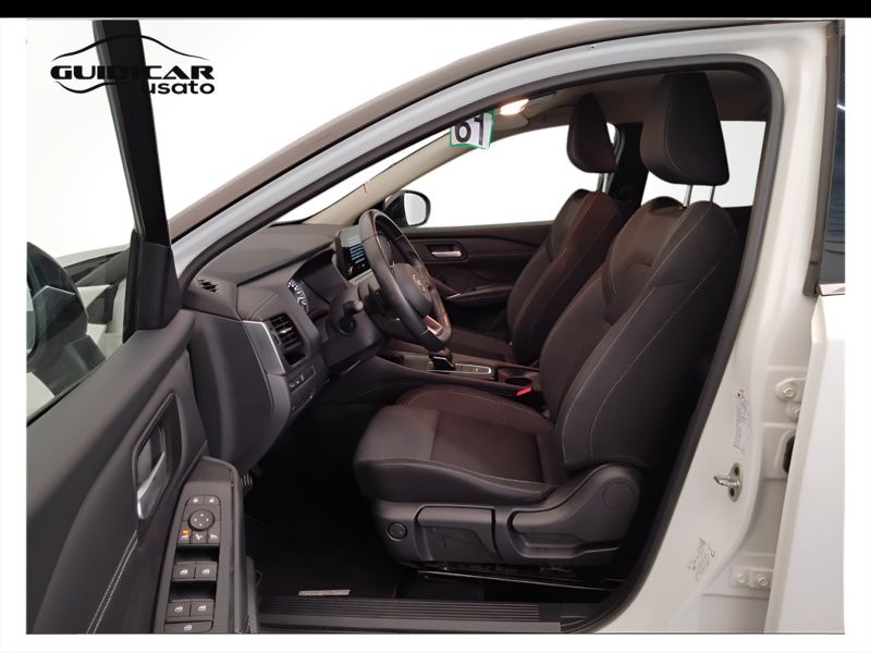 GuidiCar - NISSAN Qashqai 2022 Qashqai 1.3 mild hybrid N-Connecta 2wd 158cv xtronic Usato