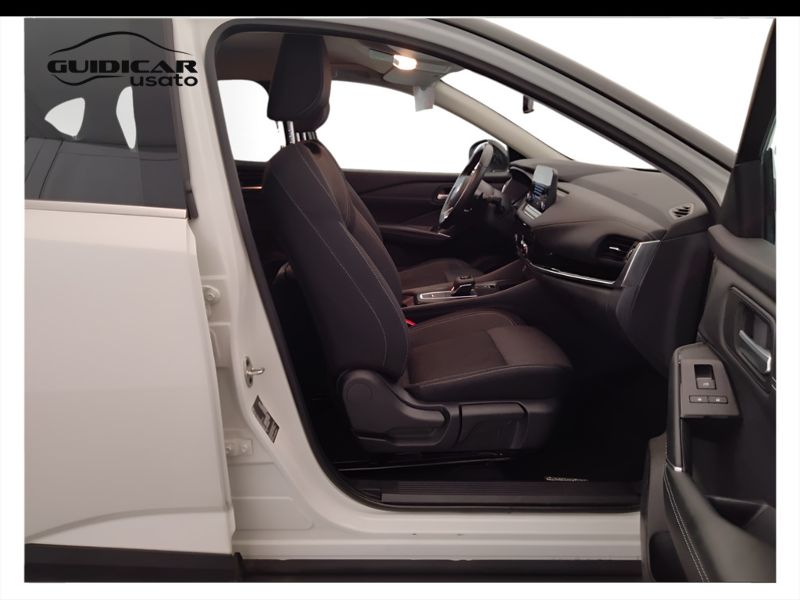 GuidiCar - NISSAN Qashqai 2022 Qashqai 1.3 mild hybrid N-Connecta 2wd 158cv xtronic Usato