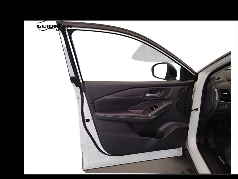 GuidiCar - NISSAN Qashqai 2022 Qashqai 1.3 mild hybrid N-Connecta 2wd 158cv xtronic Usato