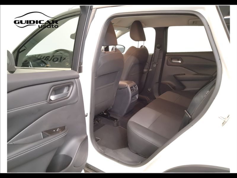 GuidiCar - NISSAN Qashqai 2022 Qashqai 1.3 mild hybrid N-Connecta 2wd 158cv xtronic Usato