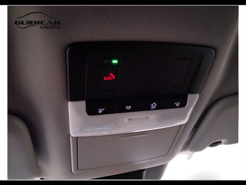GuidiCar - NISSAN Qashqai 2022 Qashqai 1.3 mild hybrid N-Connecta 2wd 158cv xtronic Usato