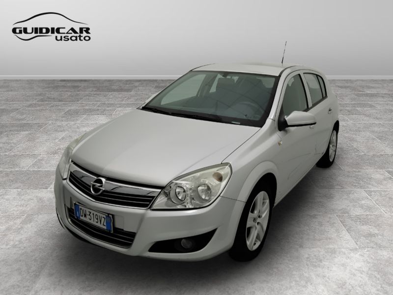 GuidiCar - OPEL Astra 2009 Astra 5p 1.4 Enjoy Gpl-tech Usato