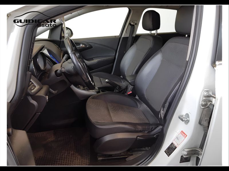 GuidiCar - OPEL Astra 2013 Astra Sports Tourer 1.7 cdti Cosmo 130cv Usato