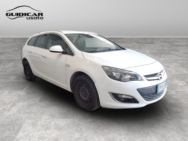 GuidiCar - OPEL Astra 2013 Astra Sports Tourer 1.7 cdti Cosmo 130cv Usato