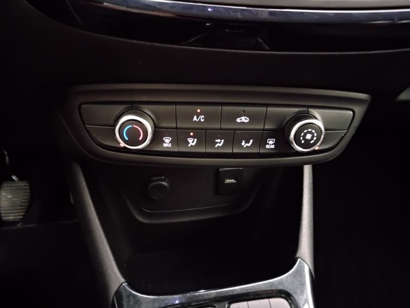 GuidiCar - OPEL Crossland 2019 Crossland X 1.2 120 Anniversary 83cv Usato