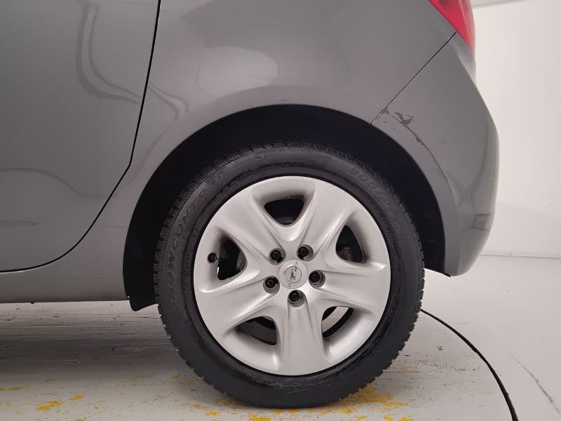 GuidiCar - OPEL Meriva 2017 Meriva 1.4 Innovation (cosmo) 100cv Usato