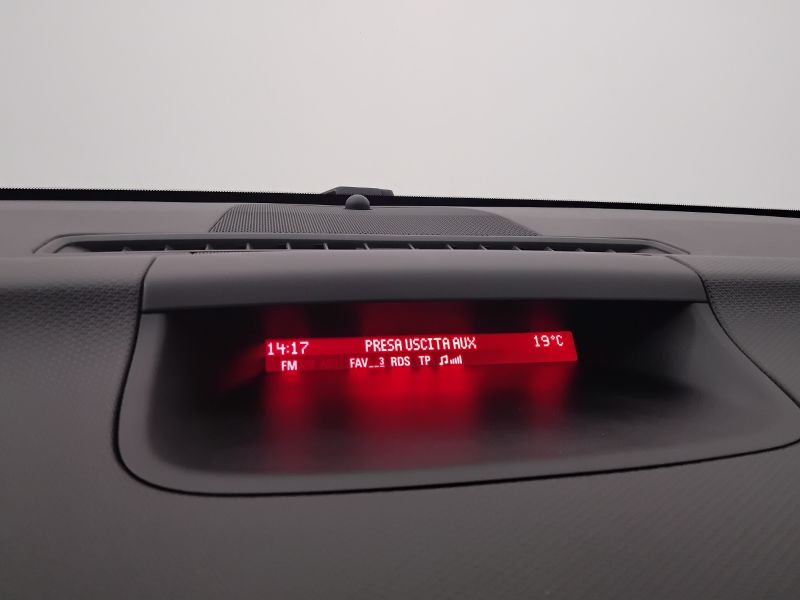 GuidiCar - OPEL Meriva 2017 Meriva 1.4 Innovation (cosmo) 100cv Usato