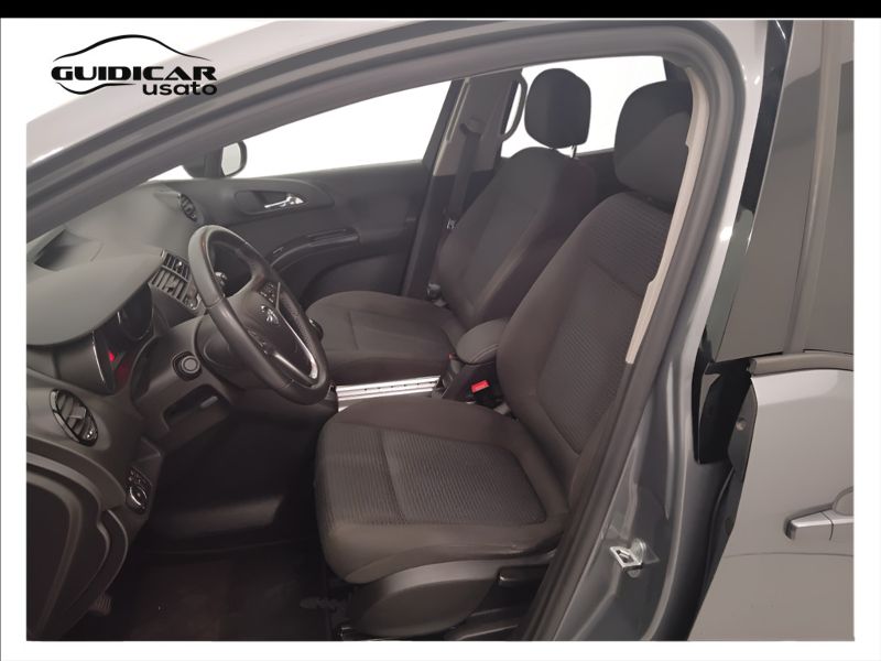 GuidiCar - OPEL Meriva 2017 Meriva 1.4 Innovation (cosmo) 100cv Usato