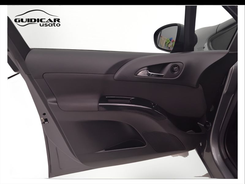 GuidiCar - OPEL Meriva 2017 Meriva 1.4 Innovation (cosmo) 100cv Usato