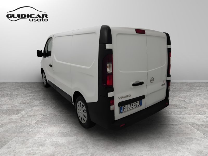 GuidiCar - OPEL Vivaro 2017 Vivaro L1H1 29 1.6 cdti 120cv Essentia E6 Usato