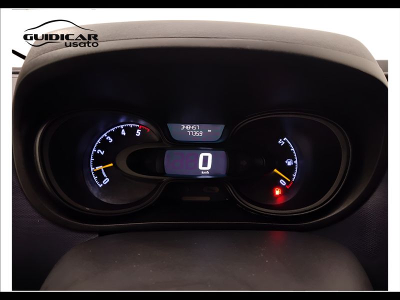 GuidiCar - OPEL Vivaro 2017 Vivaro L1H1 29 1.6 cdti 120cv Essentia E6 Usato