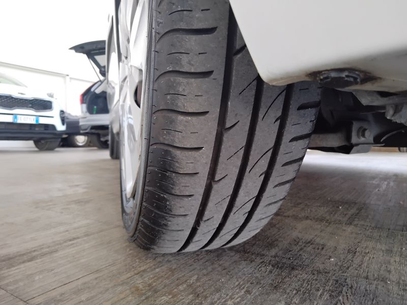 GuidiCar - PEUGEOT 108 2014 108 1.2 vti 12v Active 5p Usato