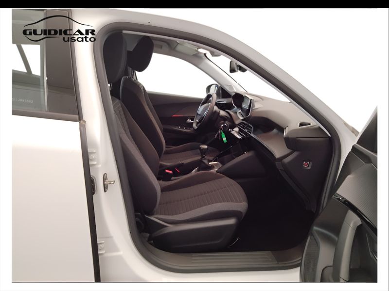 GuidiCar - PEUGEOT 2008 2021 2008 1.2 puretech Active Pack s&s 100cv Usato