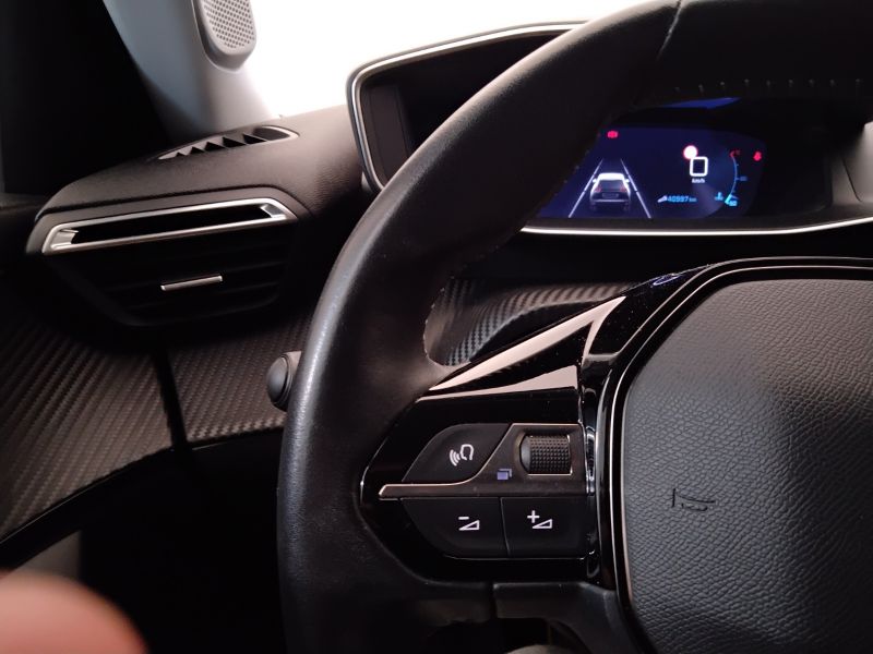 GuidiCar - PEUGEOT 2008 2022 2008 1.2 puretech Allure Pack s&s 100cv Usato
