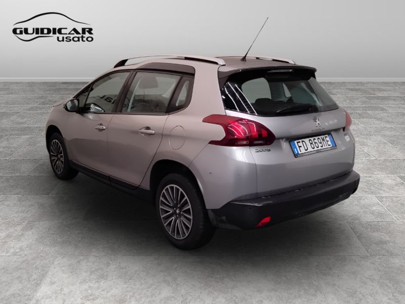 GuidiCar - PEUGEOT 2008 2016 2008 1.2 puretech Active 82cv my16 Usato