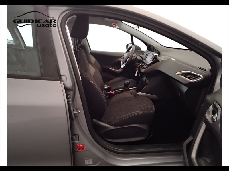 GuidiCar - PEUGEOT 2008 2016 2008 1.2 puretech Active 82cv my16 Usato