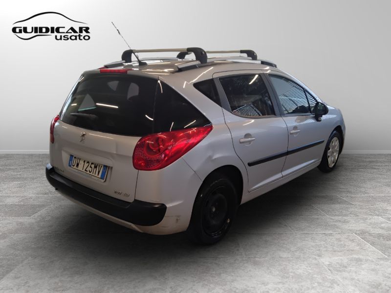 GuidiCar - PEUGEOT 207 2009 207 SW 1.6 hdi 16v Energie Usato