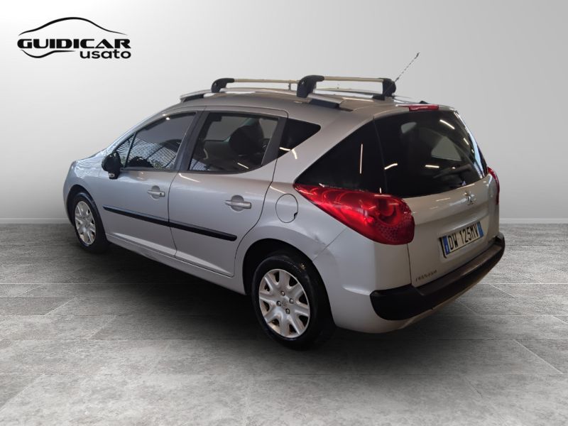 GuidiCar - PEUGEOT 207 2009 207 SW 1.6 hdi 16v Energie Usato