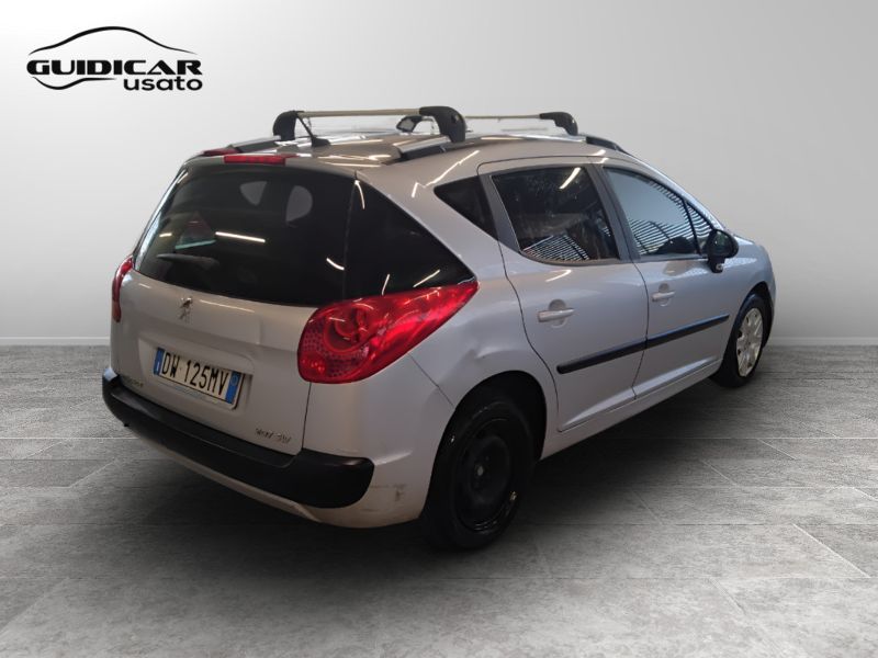 GuidiCar - PEUGEOT 207 2009 207 SW 1.6 hdi 16v Energie Usato