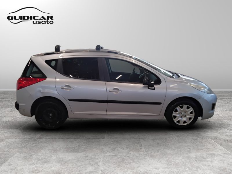 GuidiCar - PEUGEOT 207 2009 207 SW 1.6 hdi 16v Energie Usato
