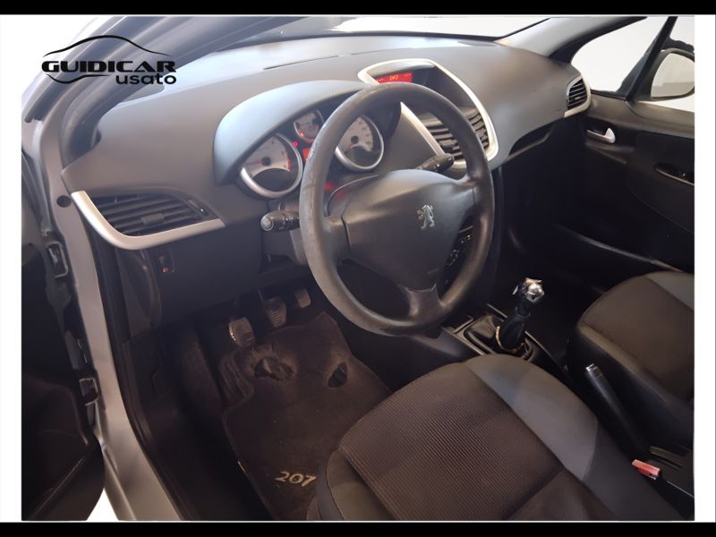 GuidiCar - PEUGEOT 207 2009 207 SW 1.6 hdi 16v Energie Usato