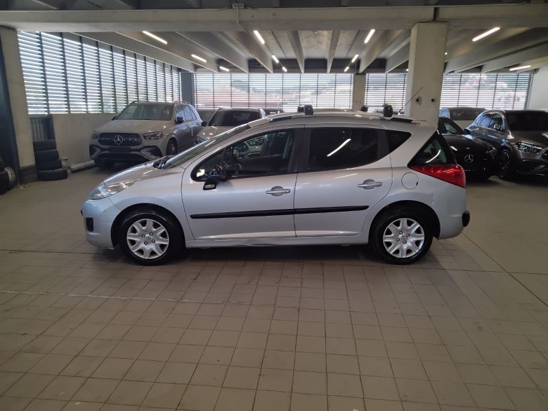 GuidiCar - PEUGEOT 207 2009 207 SW 1.6 hdi 16v Energie Usato
