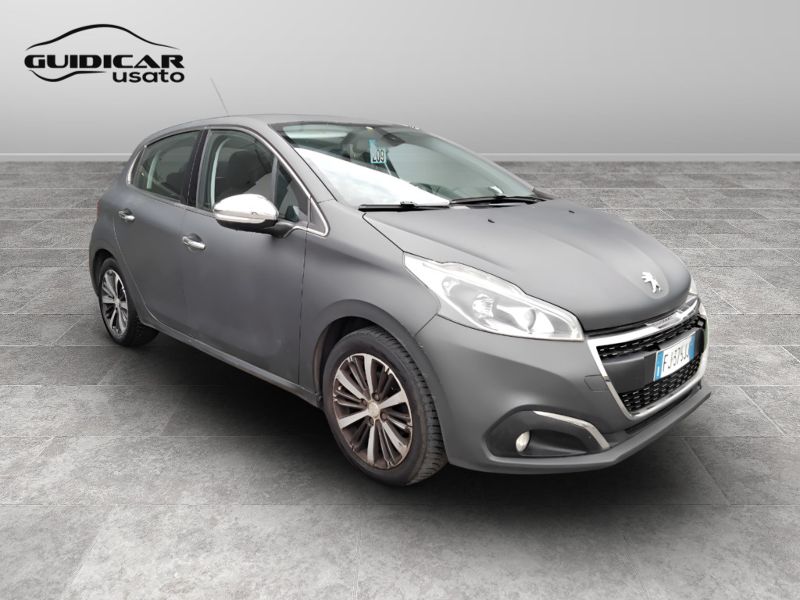 GuidiCar - PEUGEOT 208 2017 208 1.2 puretech Access 82cv 5p Usato