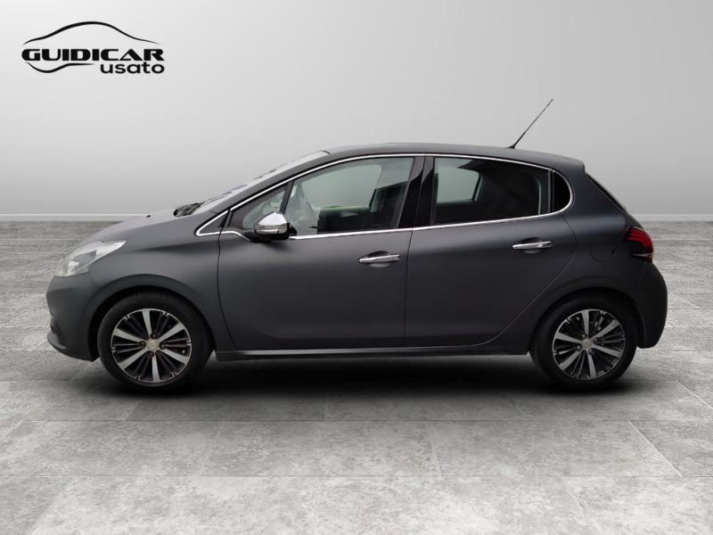 GuidiCar - PEUGEOT 208 2017 208 1.2 puretech Access 82cv 5p Usato