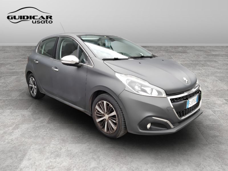 GuidiCar - PEUGEOT 208 2017 208 1.2 puretech Access 82cv 5p Usato