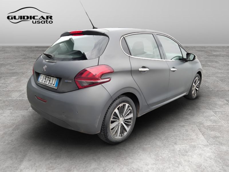 GuidiCar - PEUGEOT 208 2017 208 1.2 puretech Access 82cv 5p Usato