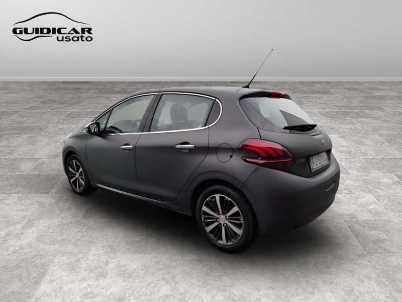 GuidiCar - PEUGEOT 208 2017 208 1.2 puretech Access 82cv 5p Usato