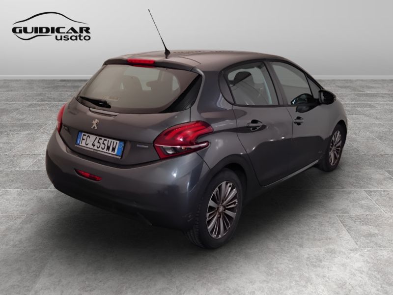 GuidiCar - PEUGEOT 208 2016 208 1.2 puretech Active 82cv 5p Usato