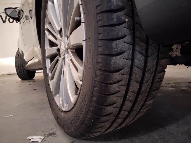 GuidiCar - PEUGEOT 208 2016 208 1.2 puretech Active 82cv 5p Usato