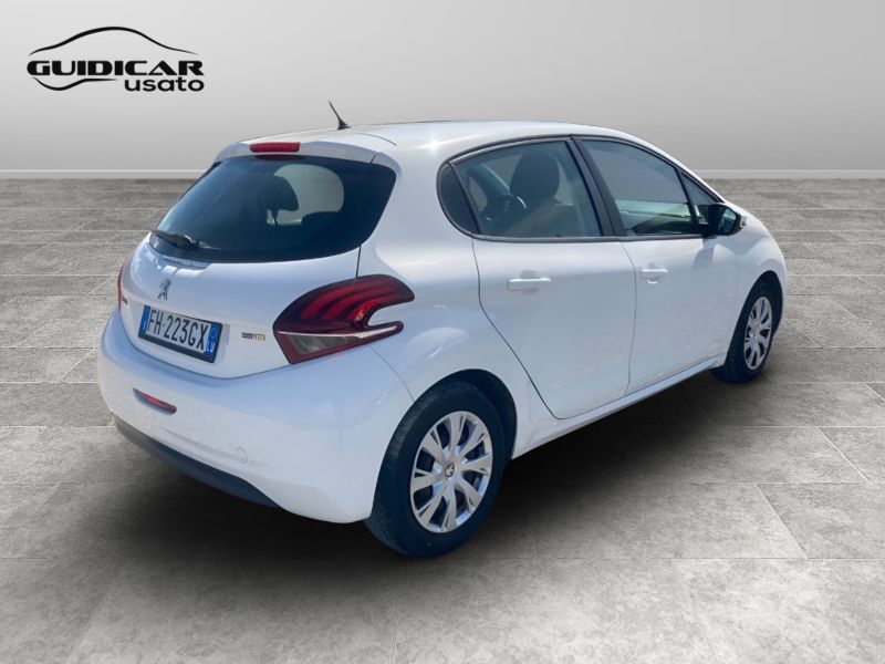 GuidiCar - PEUGEOT 208 2017 208 1.2 puretech Active 82cv 5p Usato