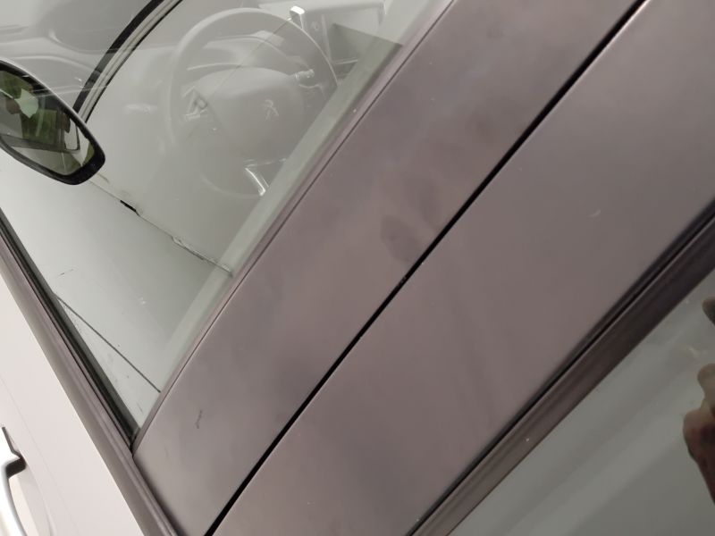 GuidiCar - PEUGEOT 208 2018 208 1.2 puretech Allure 82cv 5p Usato