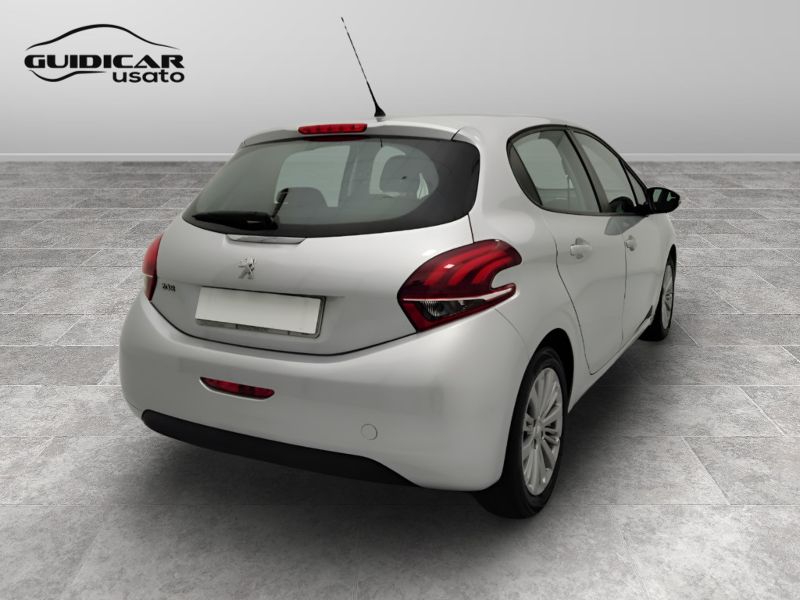 GuidiCar - PEUGEOT 208 2018 208 1.2 puretech Allure 82cv 5p Usato